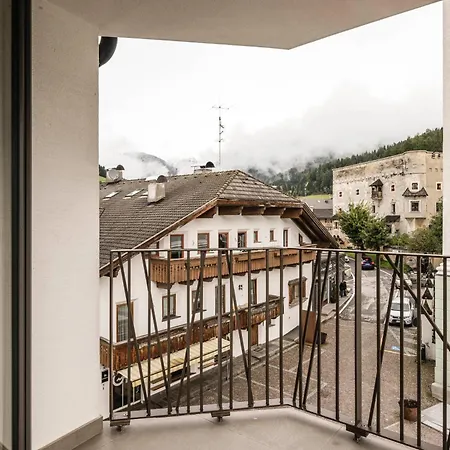 The Post Mountain Residence Dobbiaco Exterior photo